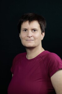 Liesting-Bognár, K. (Kriszta)