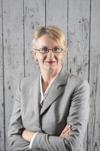 Buster-Themme, A. (Annie)